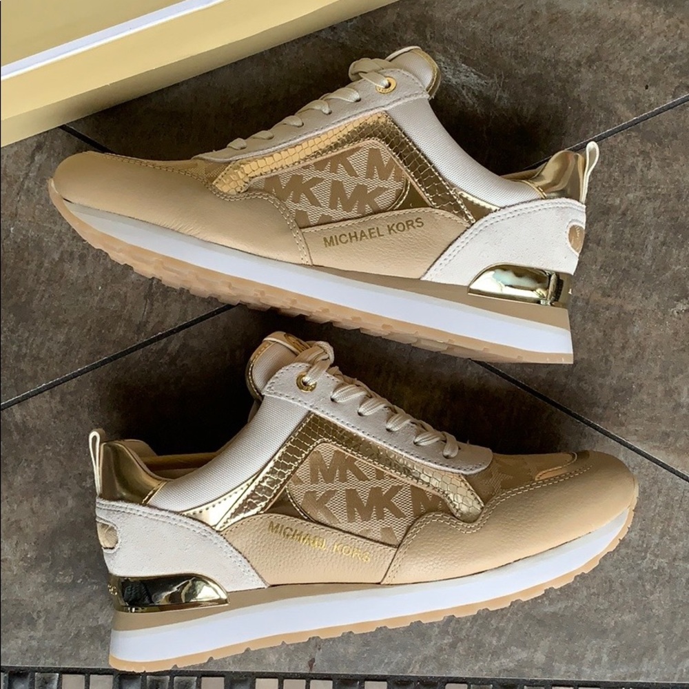 MICHAEL KORS WILMA TRAINER MK LOGO JACQUARD MD - Picture 13 of 16